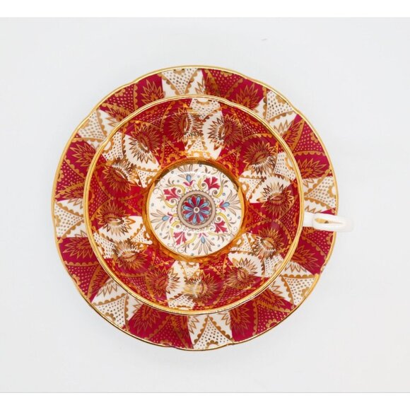 Paragon Teacup and Saucer Vintage Tea Cup Red & Gold Guilt Design - Picture 1 of 6